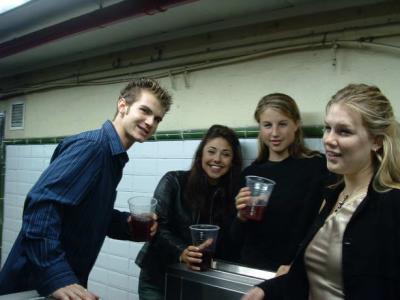 Jon, Astrid, and our houseguests from Villanova Carrie and Shelly. Security wouldn't let them in the metro with their calimochos