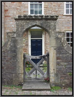 A Gate in Vicars Close