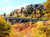 Closer photo of the Linn Cove Viaduct