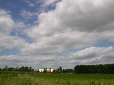 Ian thinks clouds are cool.