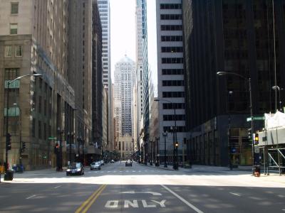 La Salle Street, the financial hub of the midwest. (It's Sunday)