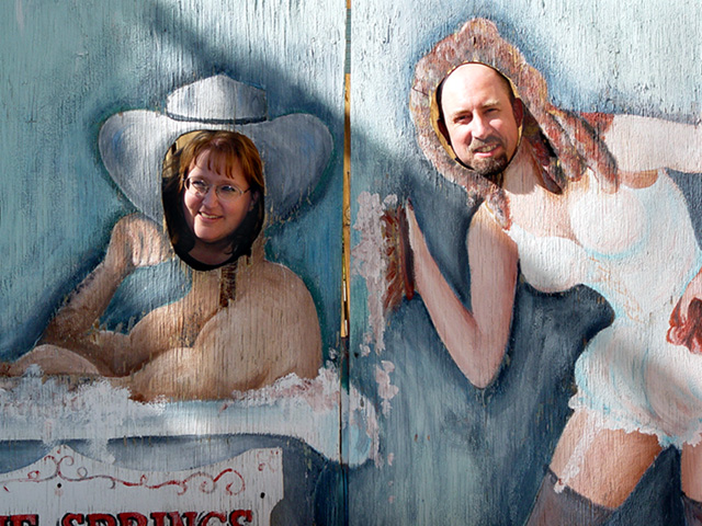 <b>Cute Couple</b> <br><font size=1>by Nee</font>