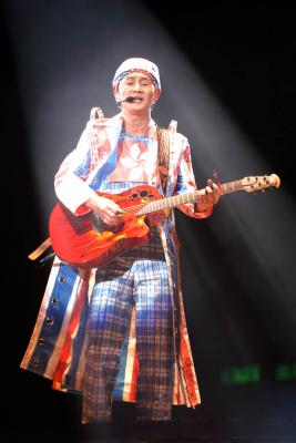 Sam Hui in Concert 20040626