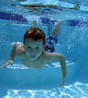 underwater, children, portrait