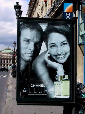 Paris advertising