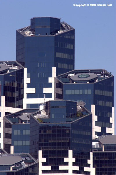 Wyndham Emerald Plaza