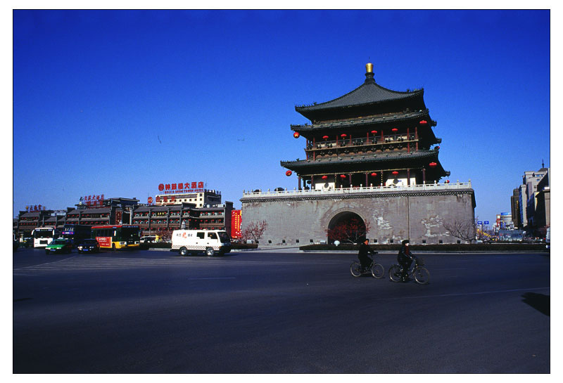 zhonggulou.jpg