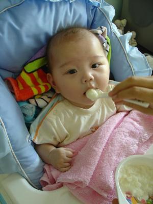 Eating Congee (10-7-2004)