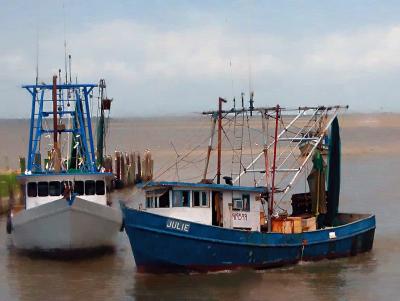 Shrimp Boats entering port