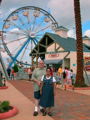 Bill and Marti at Kemahs Ferris Wheel