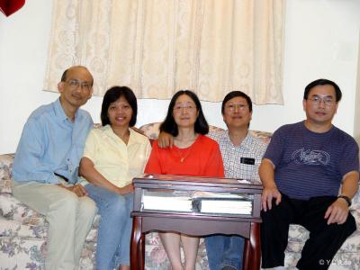 Y.C., Nita, Angel, Patrick, and Wing Liu. 4 Aug 2003.