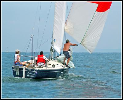 Spinnaker takedown