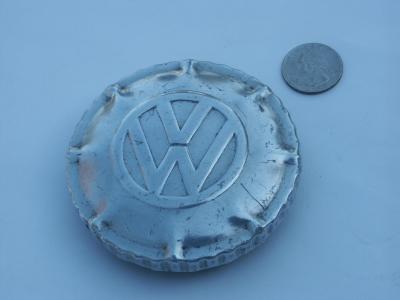 VW Aluminum Oil Caps 002.JPE