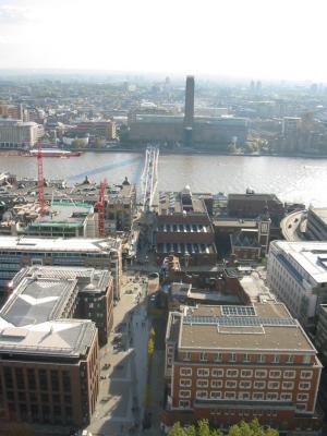 107-0744_img.jpg