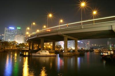 Bus crossing the bridge.jpg