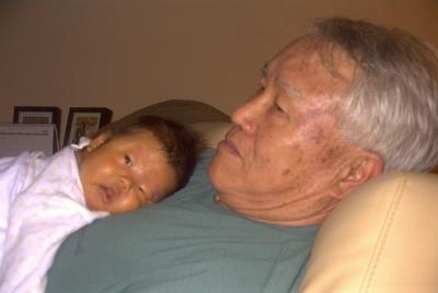 Ҿƹ   - playing with grandpa