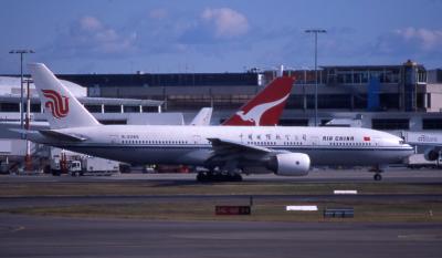 B-2069  Air China B777.jpg