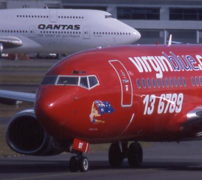 VH-VBT Virgin Blue nose close up arriving.jpg