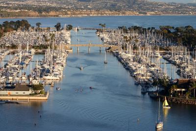 u35/antoinevu/medium/22937638.SeaPort1600.jpg
