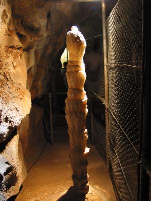106-0662_CRW.jpg