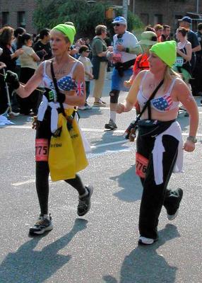 u35/bklyncmt/medium/22914713.PbaseFunLow012.jpg