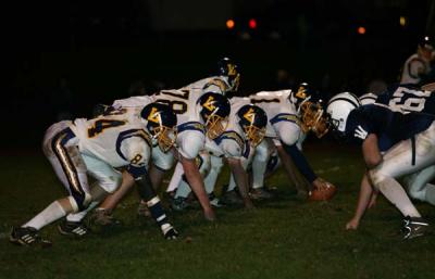 u35/bricciphoto/medium/23094937.OffenseScrimmageLineII.jpg
