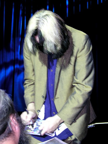 Todd Signs
