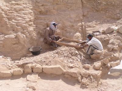 u35/cwright/medium/40515161.Misc.archdig2.jpg