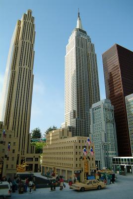 u35/dan_wolf/medium/22813094.b056.jpg