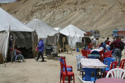Roadside Caf