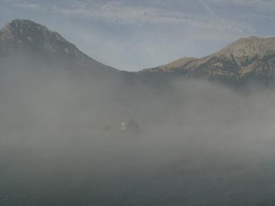 Occasional mist, October 2004