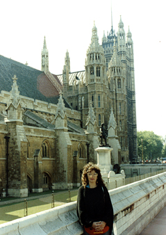 Judy at  Westminster Abbey (11 cent., Gothic): Resting place for England's monarchs & setting for coronations.