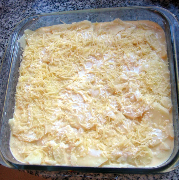 AGREGAR LA CREMA Y LOS HUEVOS