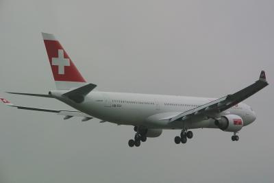 Swiss A330 Landing