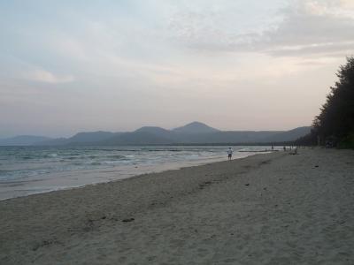 4 Mile Beach 1.jpg