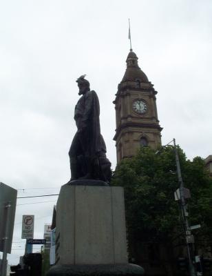 Bourke Statue and Town Hall.jpg