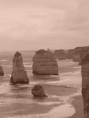 u35/gizmo13/medium/23418444.GORTwelveApostles6.jpg