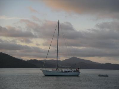 Whitsundays Morning Dawn2.JPG