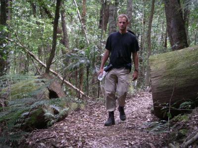 HG_obstacle_walk_Dorrigo_NP.JPG