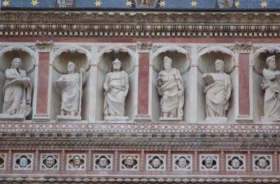 Duomo-statues1.jpg