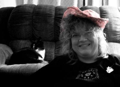 Morticia ignoring Dawn in Jeanne's Hat! (strange, it seemed bigger in Jeanne's photos...
