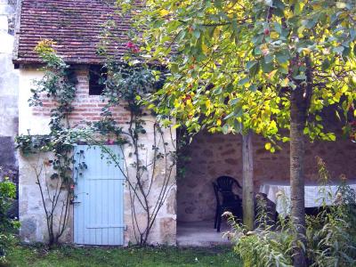 la maison rose prau in autumn