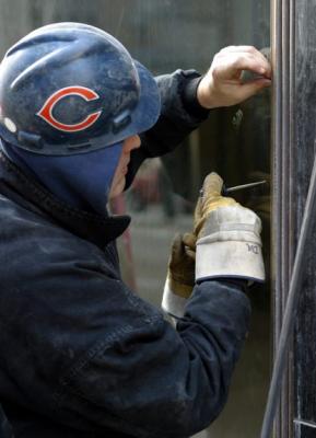 A hard hat who is a sports fan in Chicago