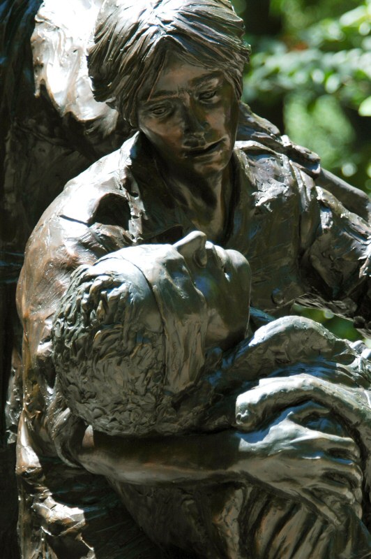 Vietnam War Nurse Memorial 8743