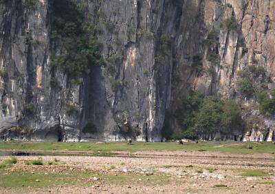 Li Gorge wall