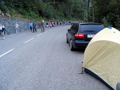 Morning: spectators start hiking up past our tent