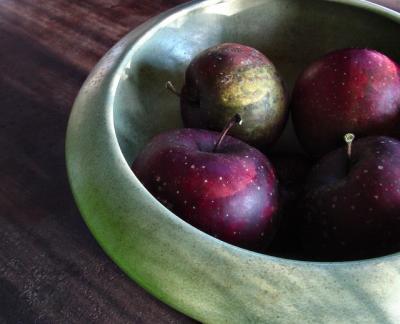 bowl of apples