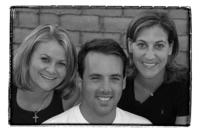 u35/lensink/medium/23184843.brittajasonbeckyFRbw4x6.jpg