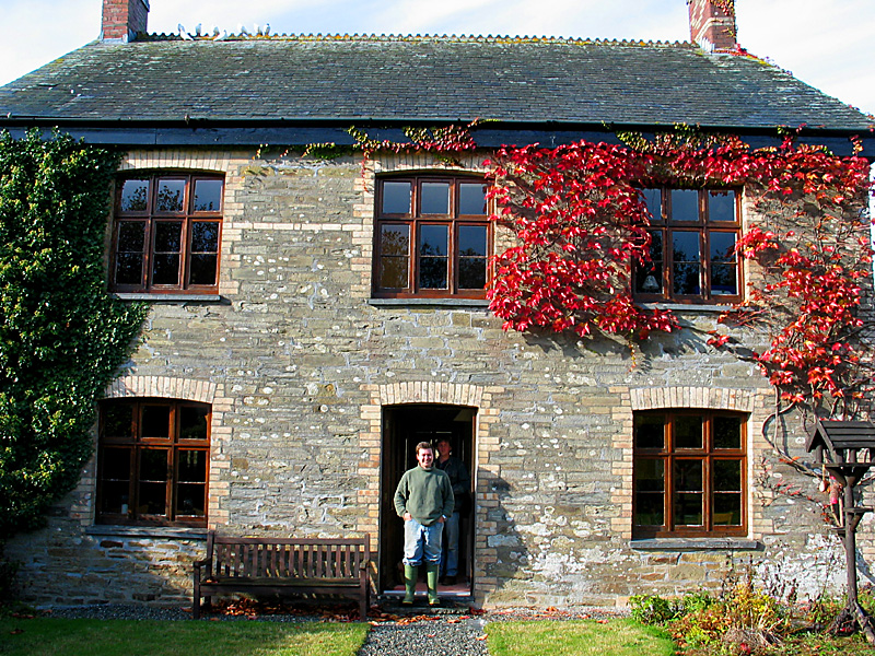 Alan & Dees new pad (lucky them)