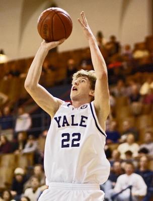 Yale vs Dartmouth